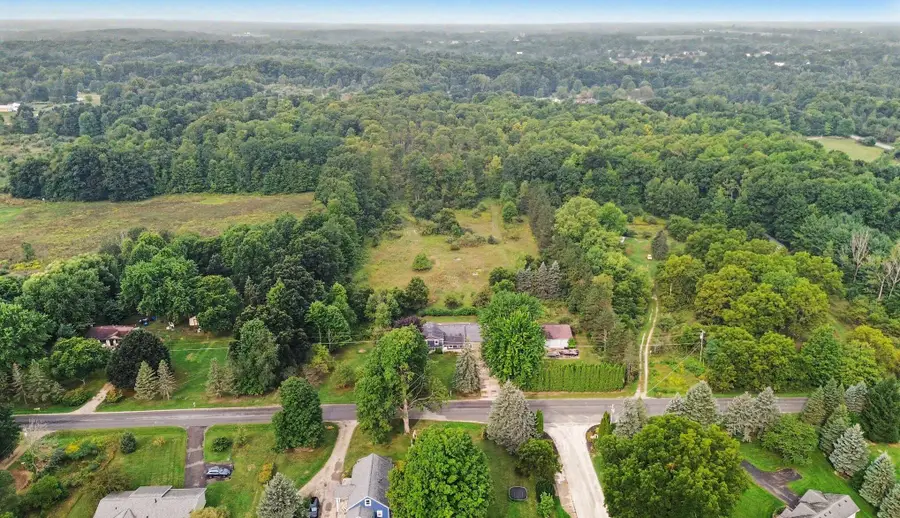 15415 Simmons Avenue NE, Cedar Springs, MI 49319 - #2