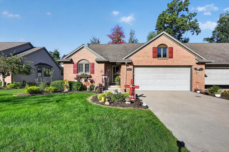 905 S Hawthorne Court Building: 1, Greenville, MI 48838 - #3