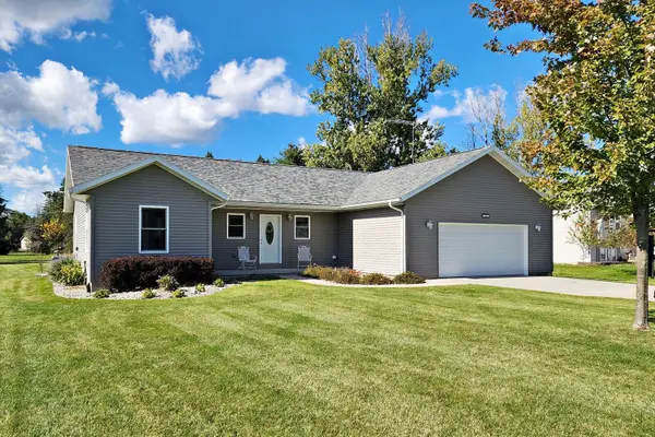 7379 Ryans Run Road, CanadianLakes, MI 49346