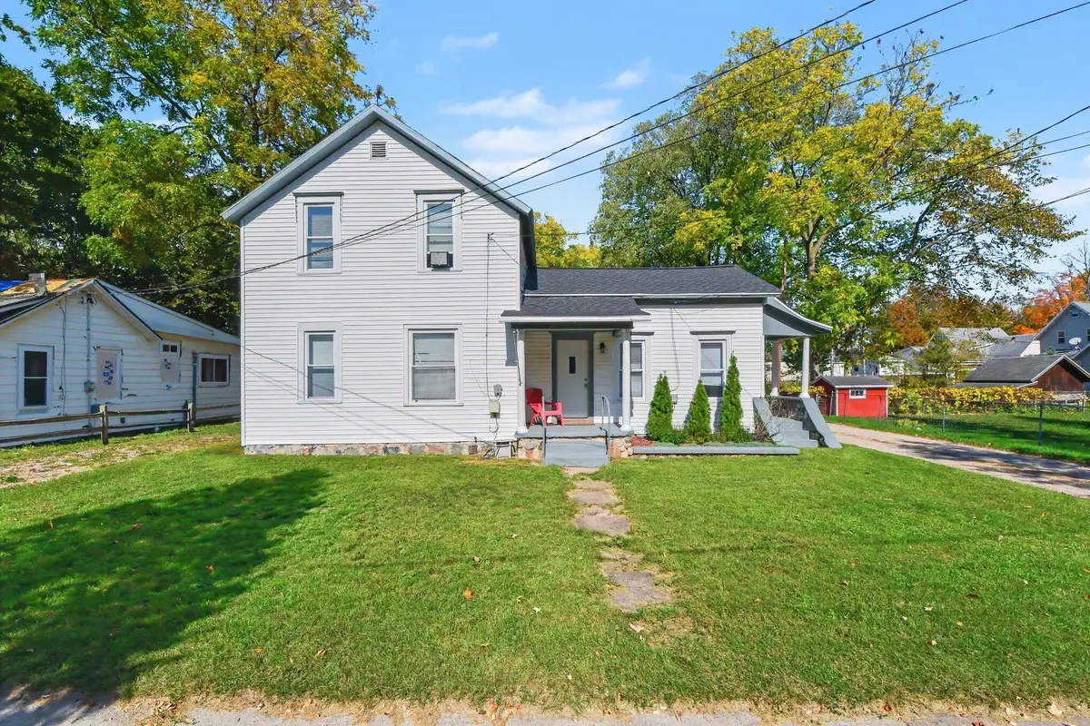 316 W Pere Marquette Street, Big Rapids, MI 49307 - #1
