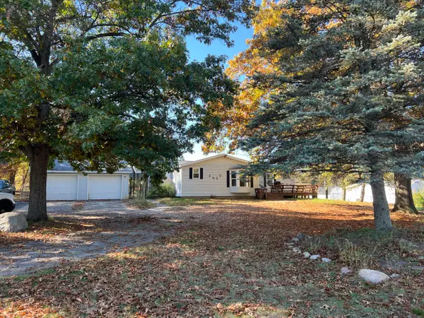 2450 S Greenville Road, Greenville, MI 48838