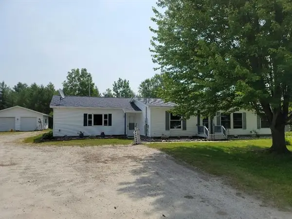 2404 Wilber Road, EastTawas, MI 48730
