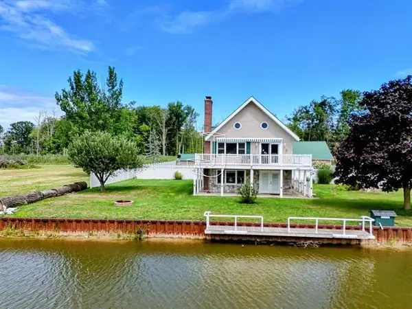 2414 Lola LN, AuGres, MI 48703