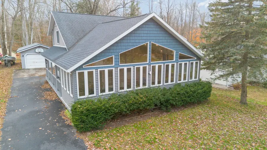 7549 Hillsdale, Hale, MI 48739 - #3