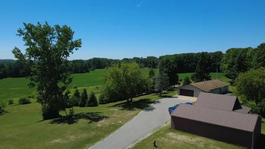 3100 Pointer RD, Edwards, MI 48661 - #3