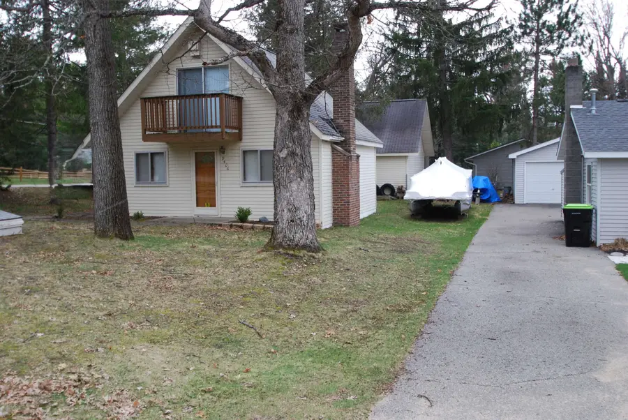 9406 Van Buren, Saint Helen, MI 48656 - #2
