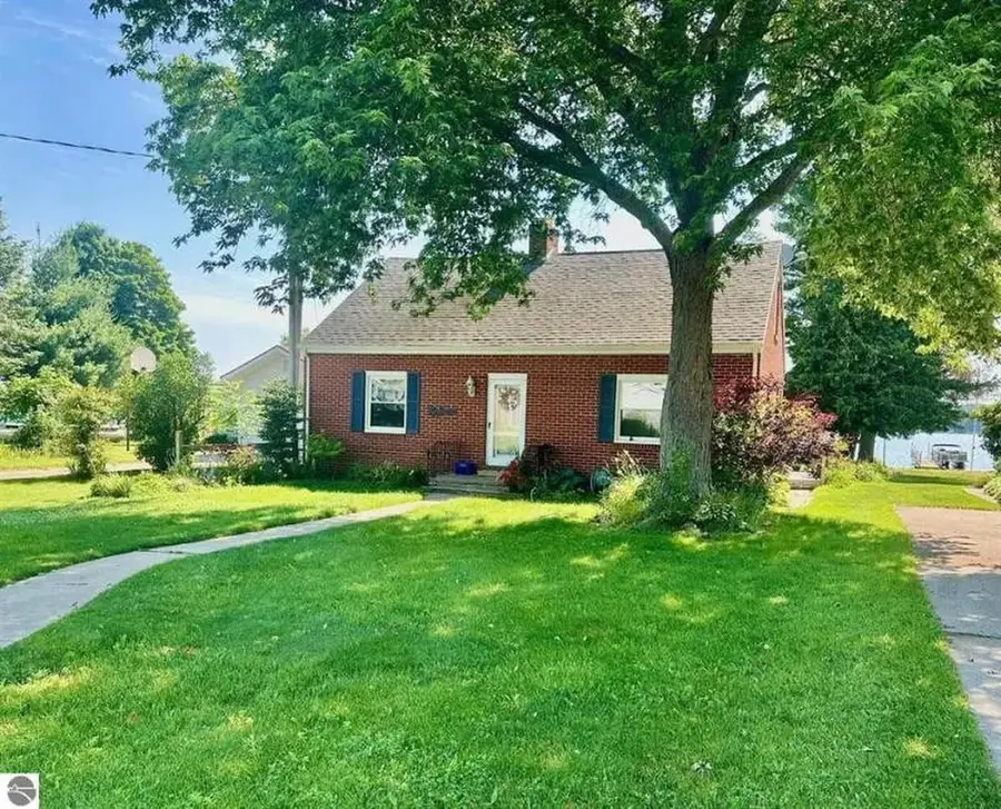 7880 W Cedar Lake RD, Oscoda, MI 48750 - #2