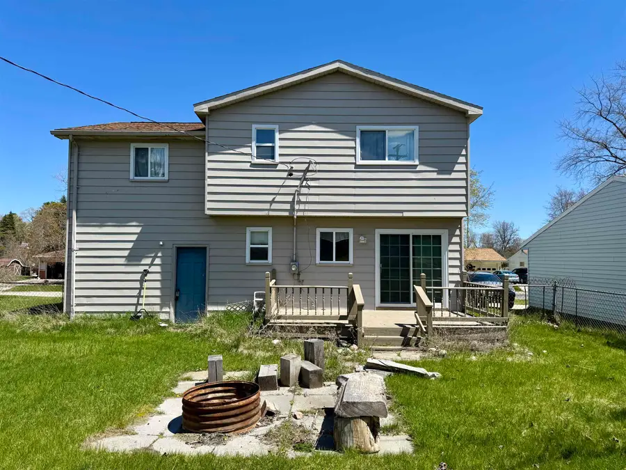 411 Ottawa, Oscoda, MI 48750 - #2