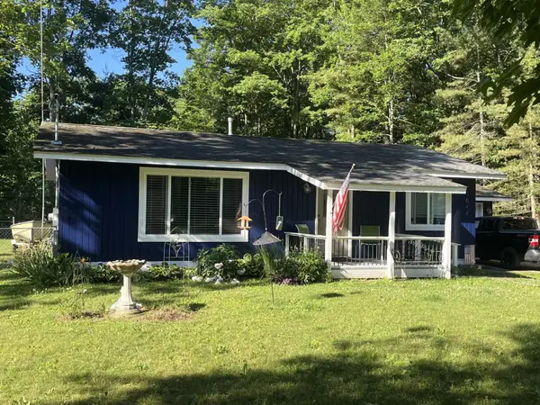 3644 Crescent DR, EastTawas, MI 48730