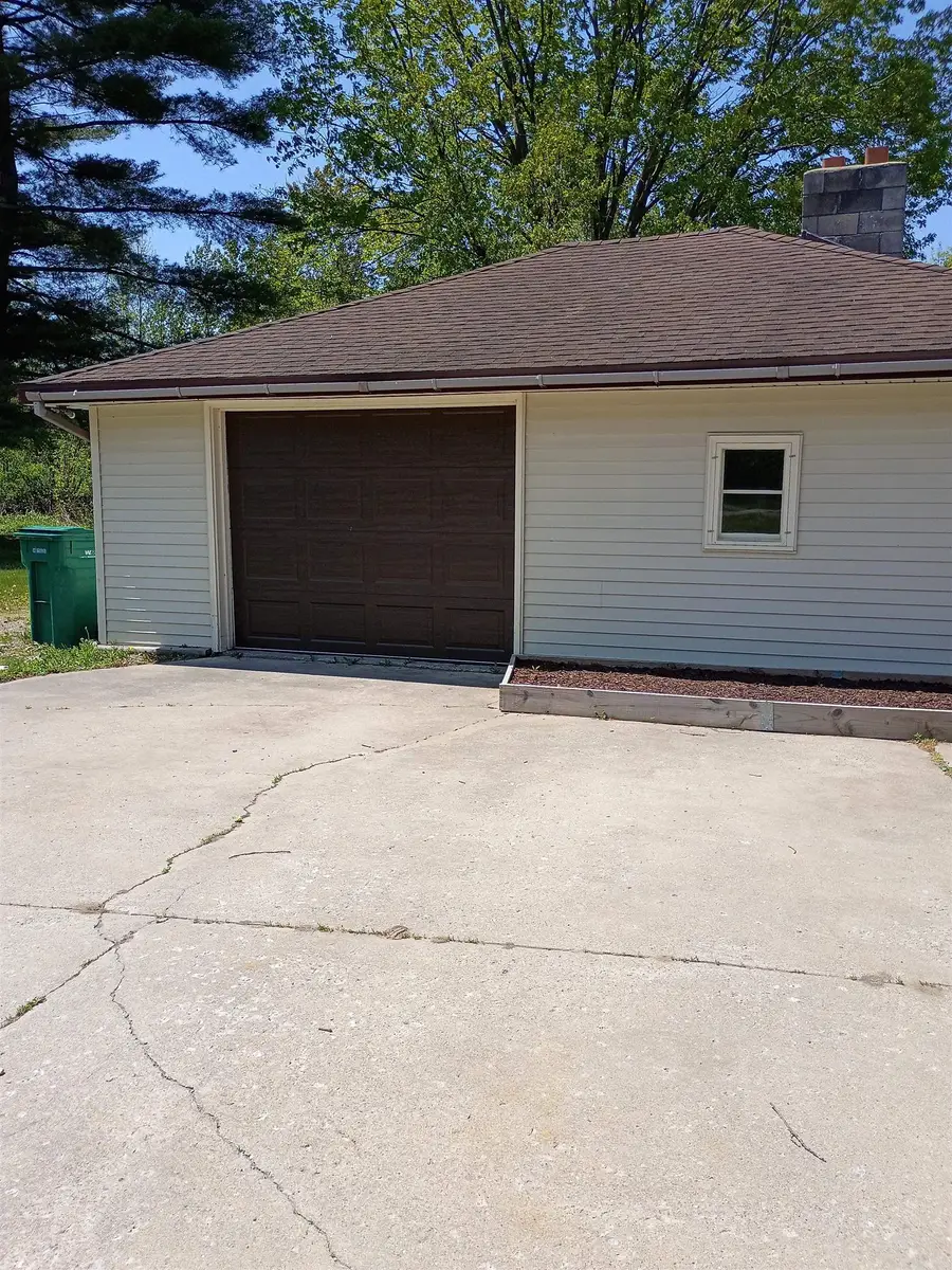 715 Monument, Baldwin, MI 48763 - #3