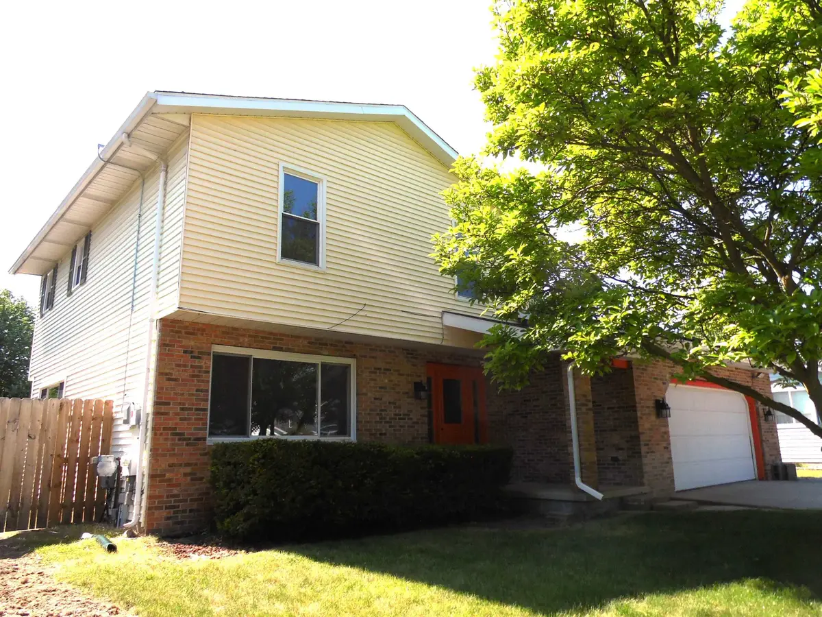 1191 N Frost DR, Saginaw, MI 48638 - #1