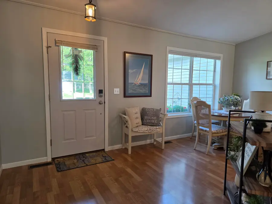 606 Alice ST, East Tawas, MI 48730 - #3