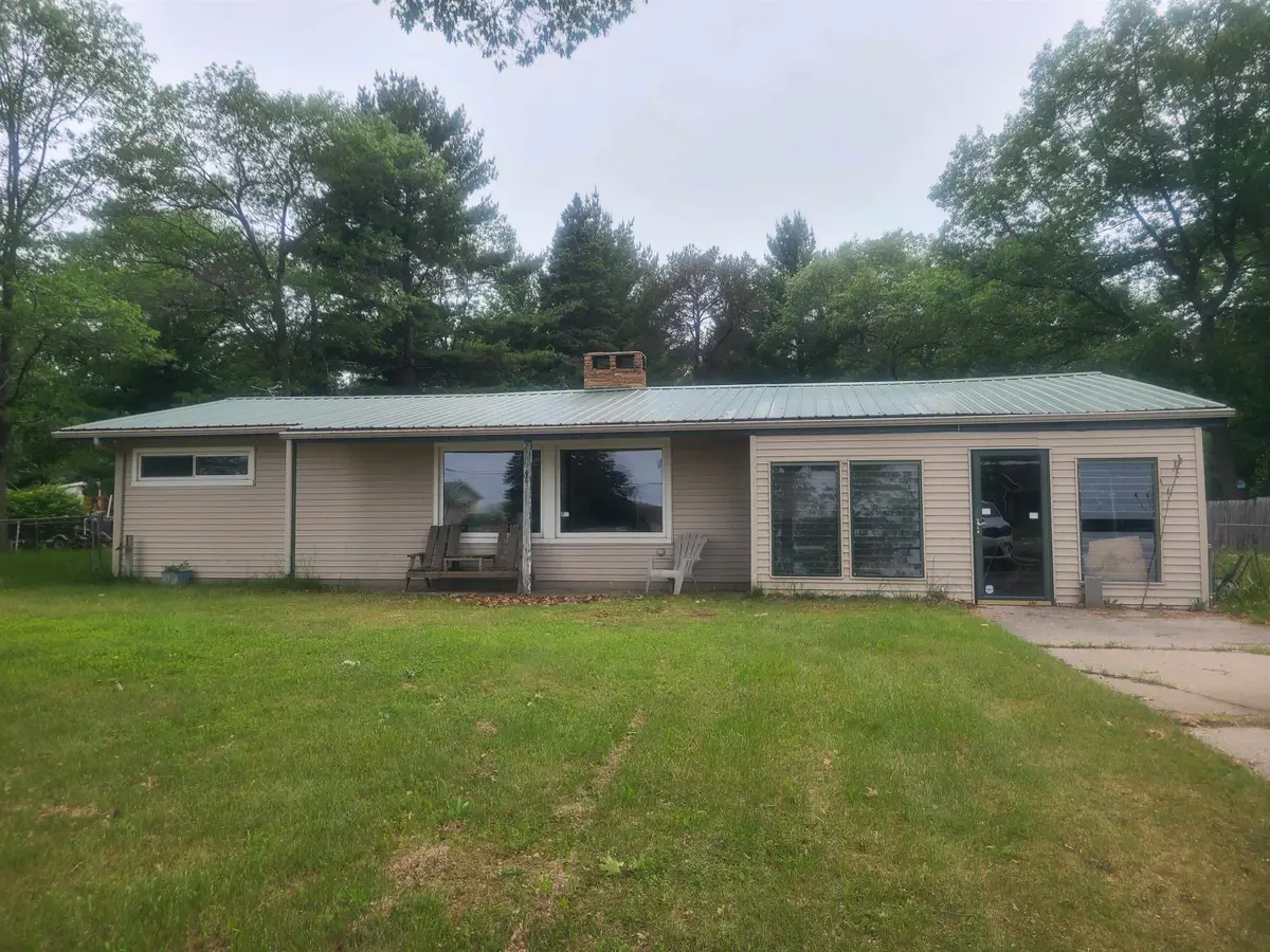 3227 N US-23 N, Oscoda, MI 48750 - #1