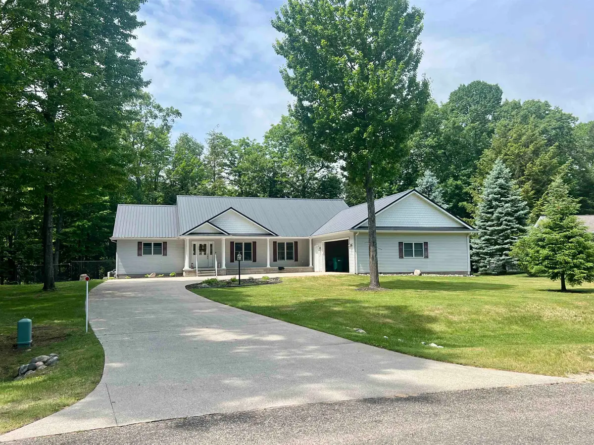 131 Indian Oaks, Prudenville, MI 48651 - #1