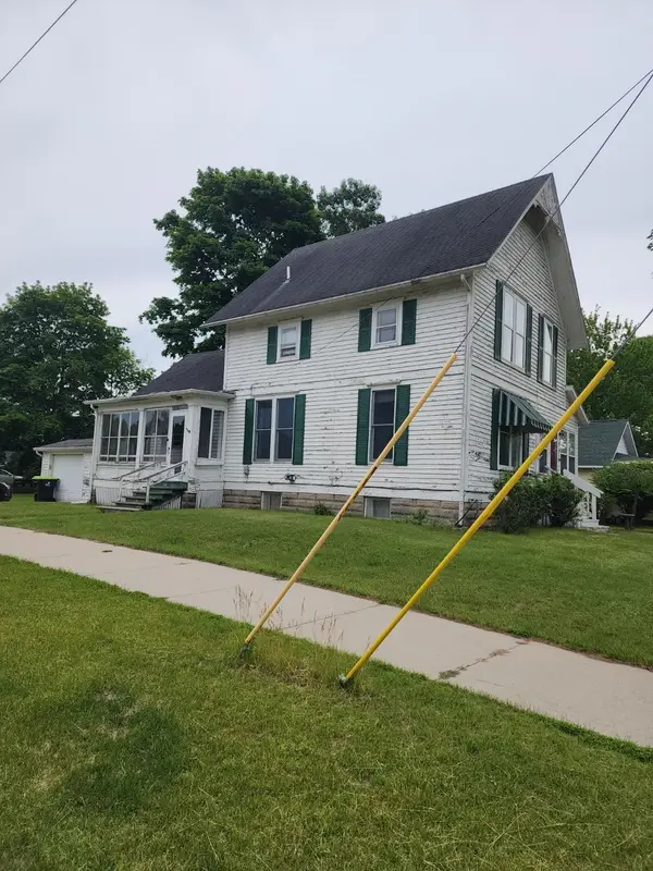 116 Wilkinson, EastTawas, MI 48730