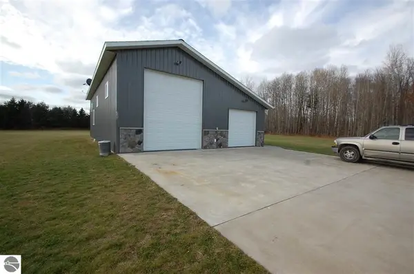 3380 Bella DR, WestBranch, MI 48661
