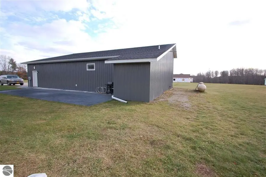 3380 Bella DR, Edwards, MI 48661 - #3