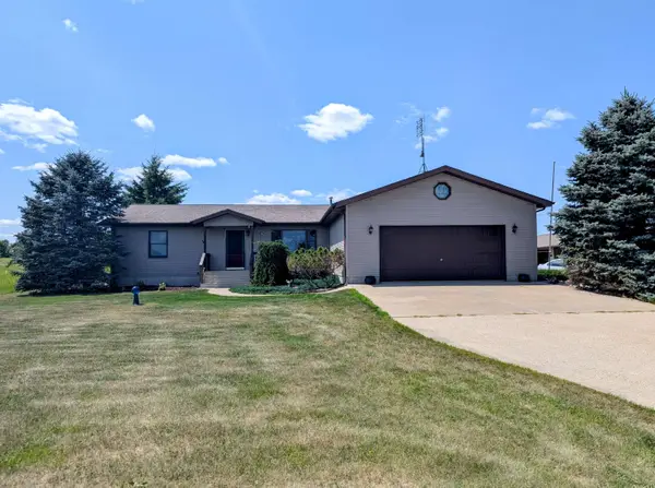 1177 Melita, Sterling, MI 48659