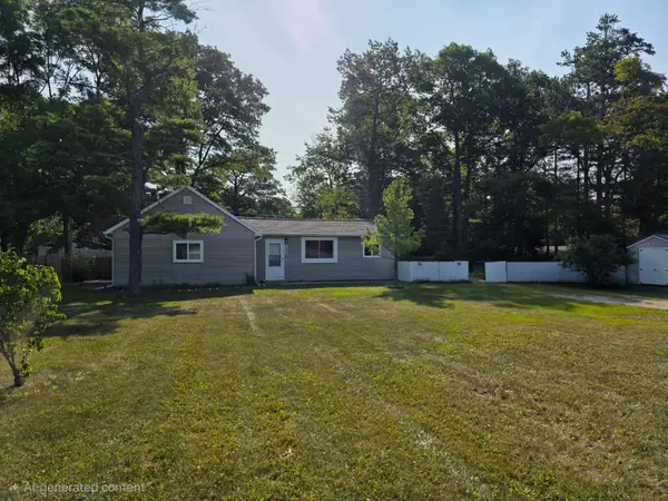 2438 N Huron, TawasCity, MI 48763