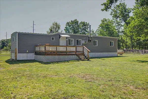 2989 Horseshoe Lake RD, WestBranch, MI 48661