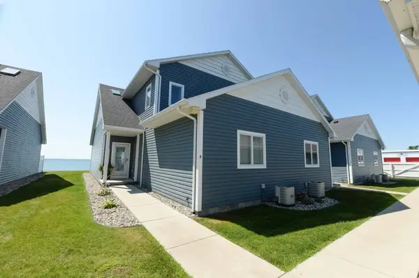 708 E Bay, EastTawas, MI 48730