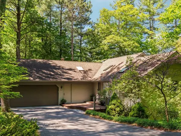 7211 Logan, TraverseCity, MI 49686
