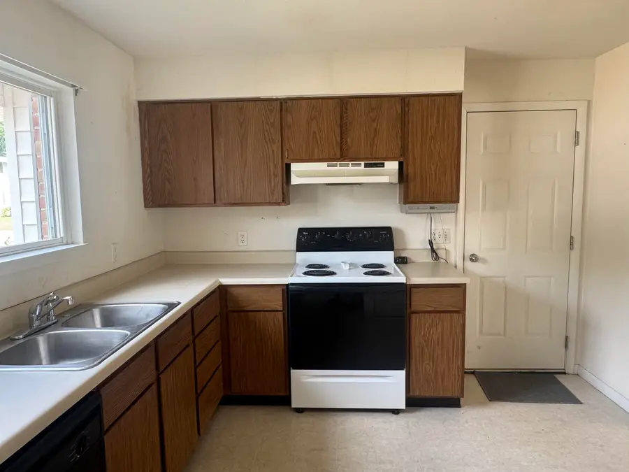9513 Montana, Oscoda, MI 48750 - #3