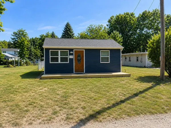 124 N Wheeler, Oscoda, MI 48750