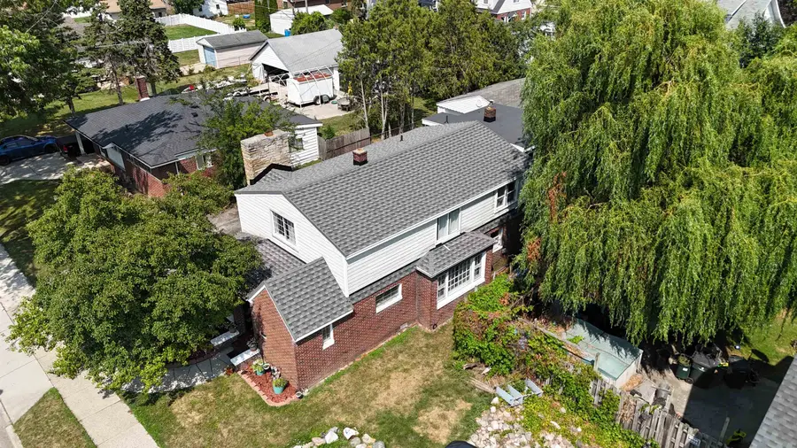 22929 Furton ST, Saint Clair Shores, MI 48082 - #3