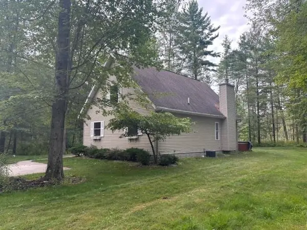 1372 Derosia TRL, EastTawas, MI 48730