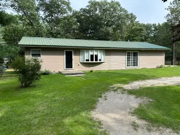 21 W Oak ST, AuGres, MI 48703