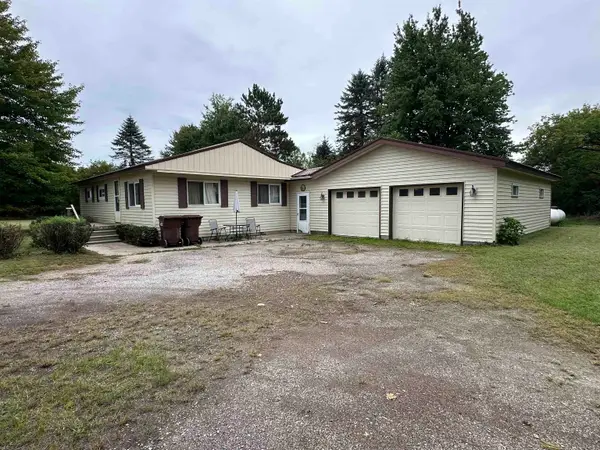 491 Brown, Standish, MI 48658