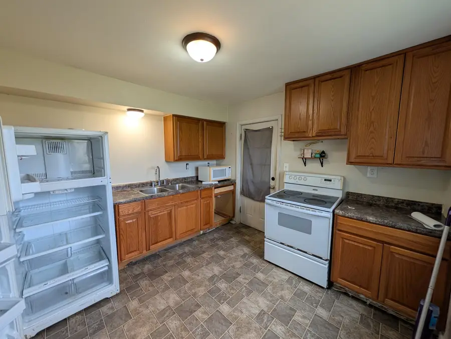 233 N Mackinaw, Au Gres, MI 48703 - #3