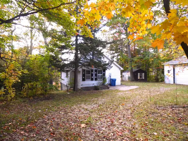 2528 Gardner, Alger, MI 48610