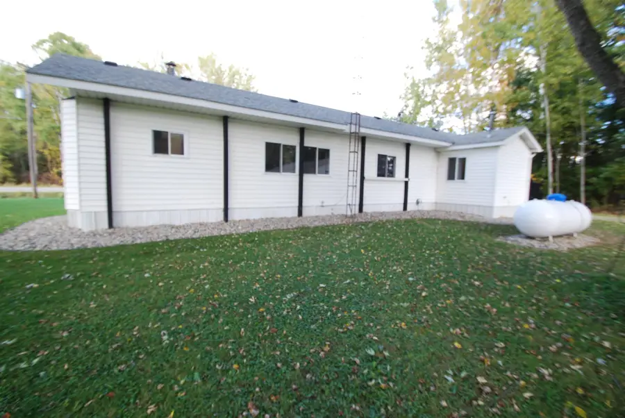 3276 E Sage Lake RD, Lupton, MI 48635 - #2