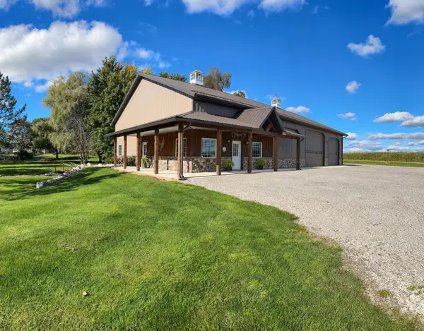 1025 Reed RD, Sterling, MI 48659