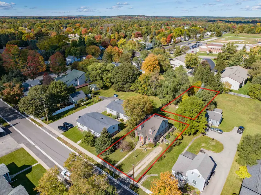 135 Carpenter, West Branch, MI 48661 - #2