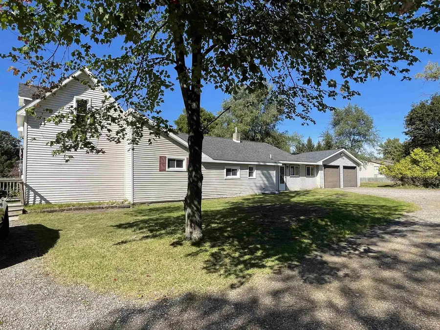 147 Carpenter, West Branch, MI 48661 - #3
