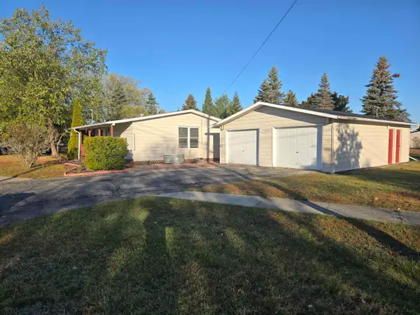 10330 7th, Oscoda, MI 48750