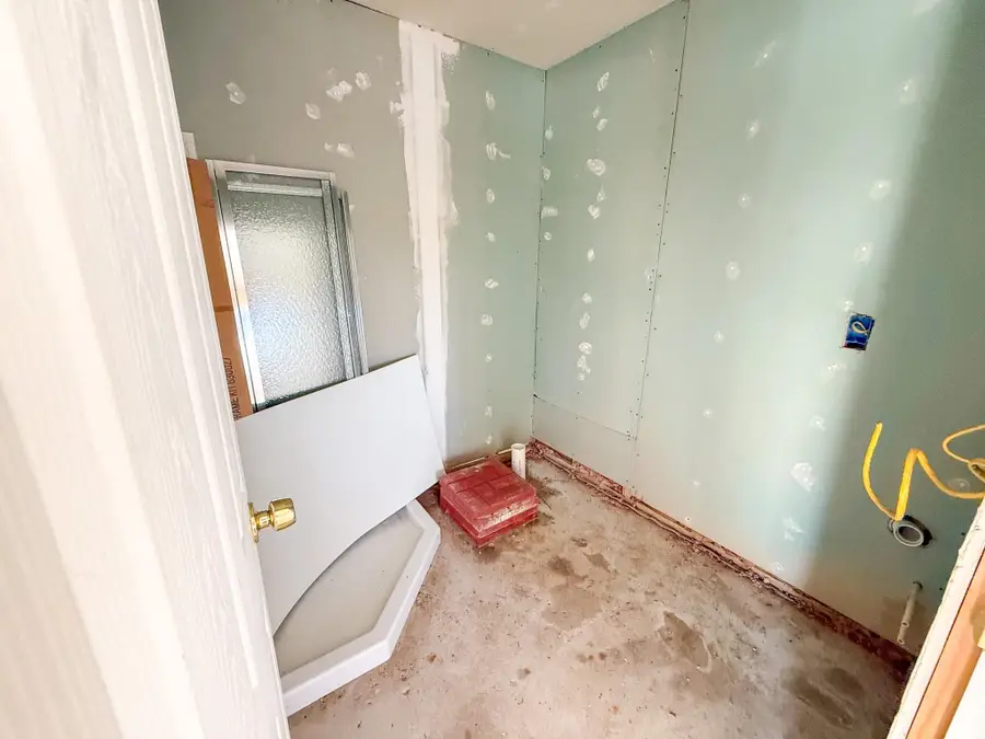 2264 Long, Lake, MI 48629 - #3