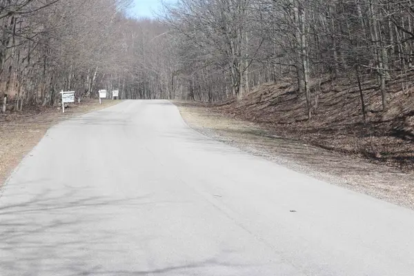 lot 19 Crystal View CMNS, Beulah, MI 49617