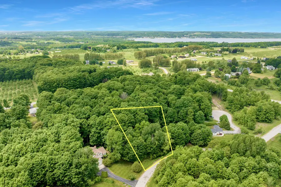 1722 S Cherry Blossom, Suttons Bay, MI 49682 - #3