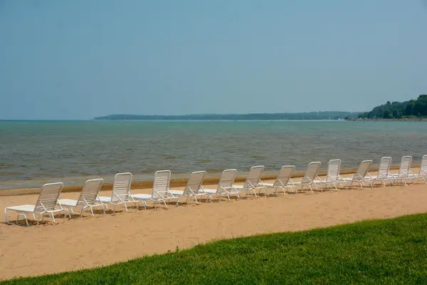 2305 US-31 N, TraverseCity, MI 49686