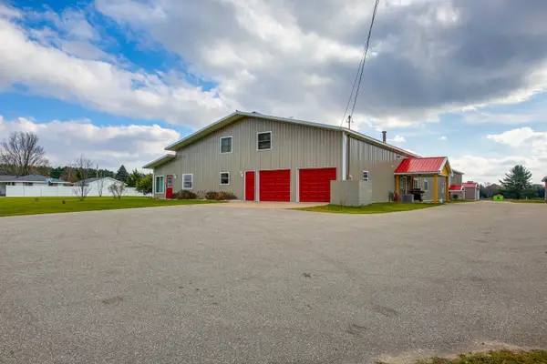 6576 E 34, Cadillac, MI 49601