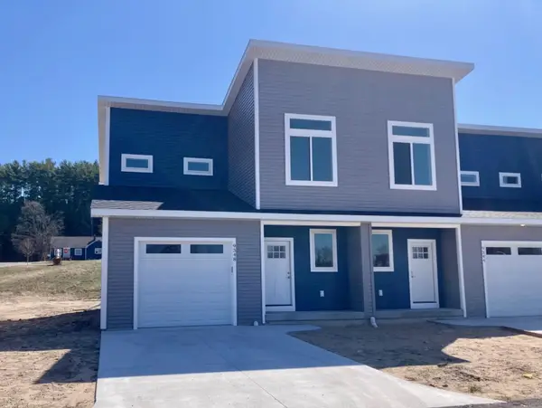 9348 S Flaska DR, Cedar, MI 49621