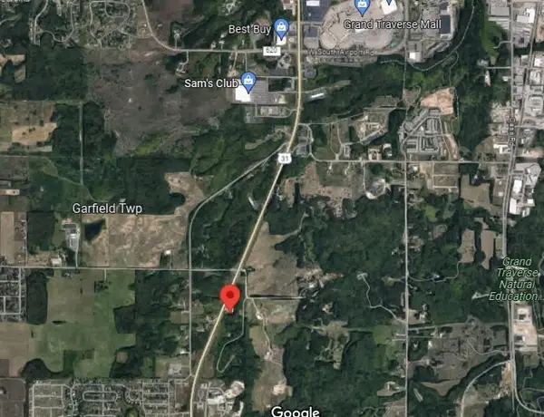 1202 N US-31, TraverseCity, MI 49685