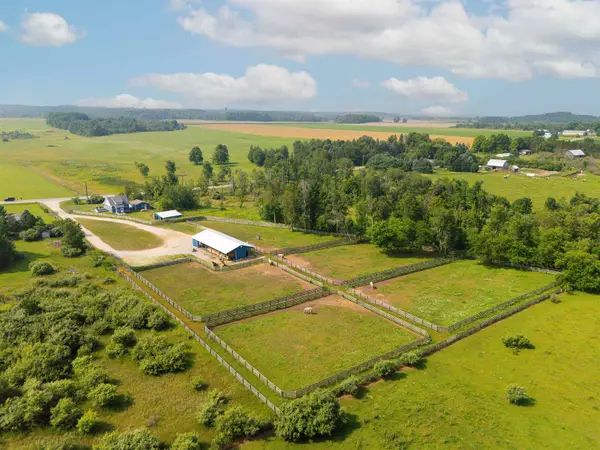 8325 Hawley, Williamsburg, MI 49690