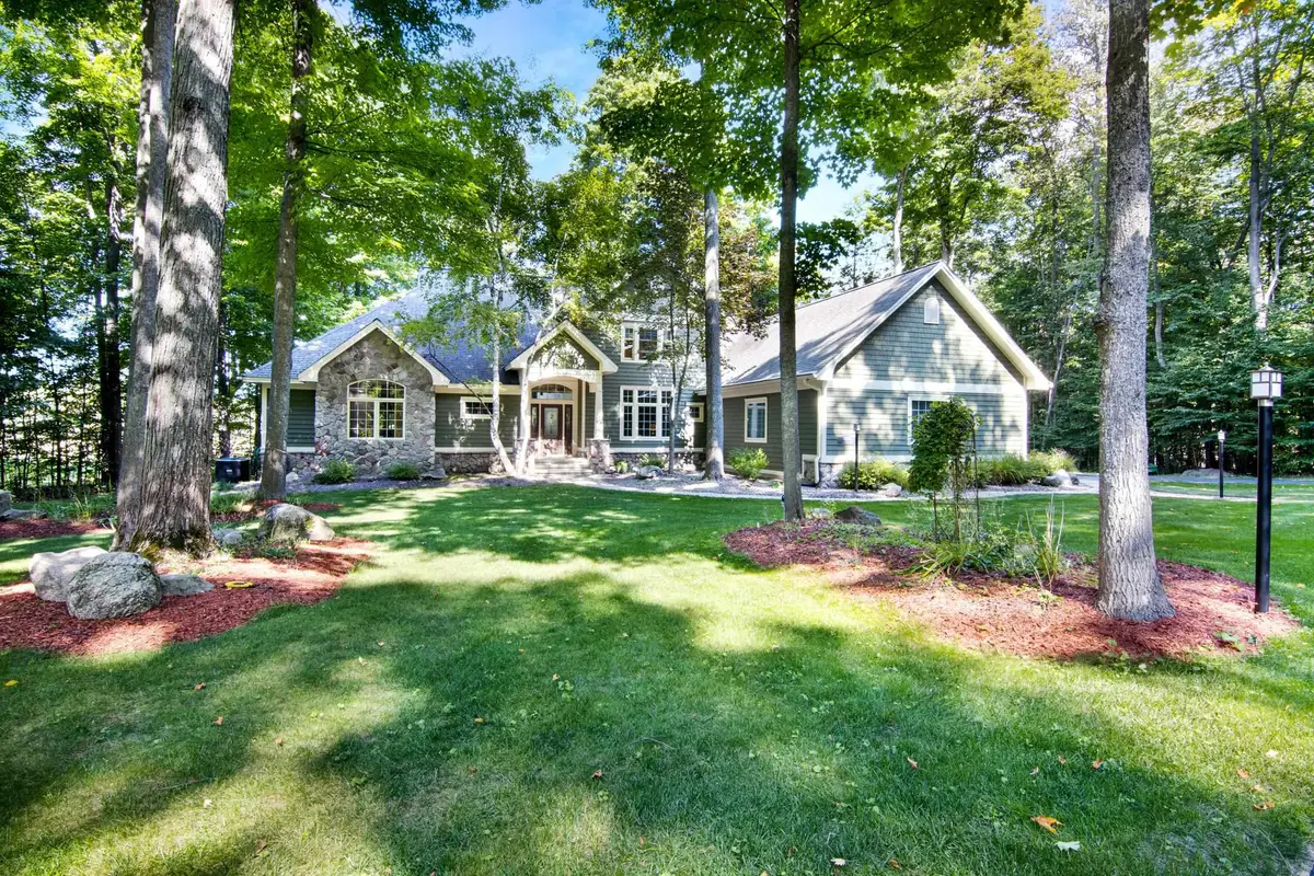 3994 Harbour Town, Bellaire, MI 49615 - #1