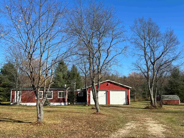 8414 NE Besaw RD, Mancelona, MI 49659