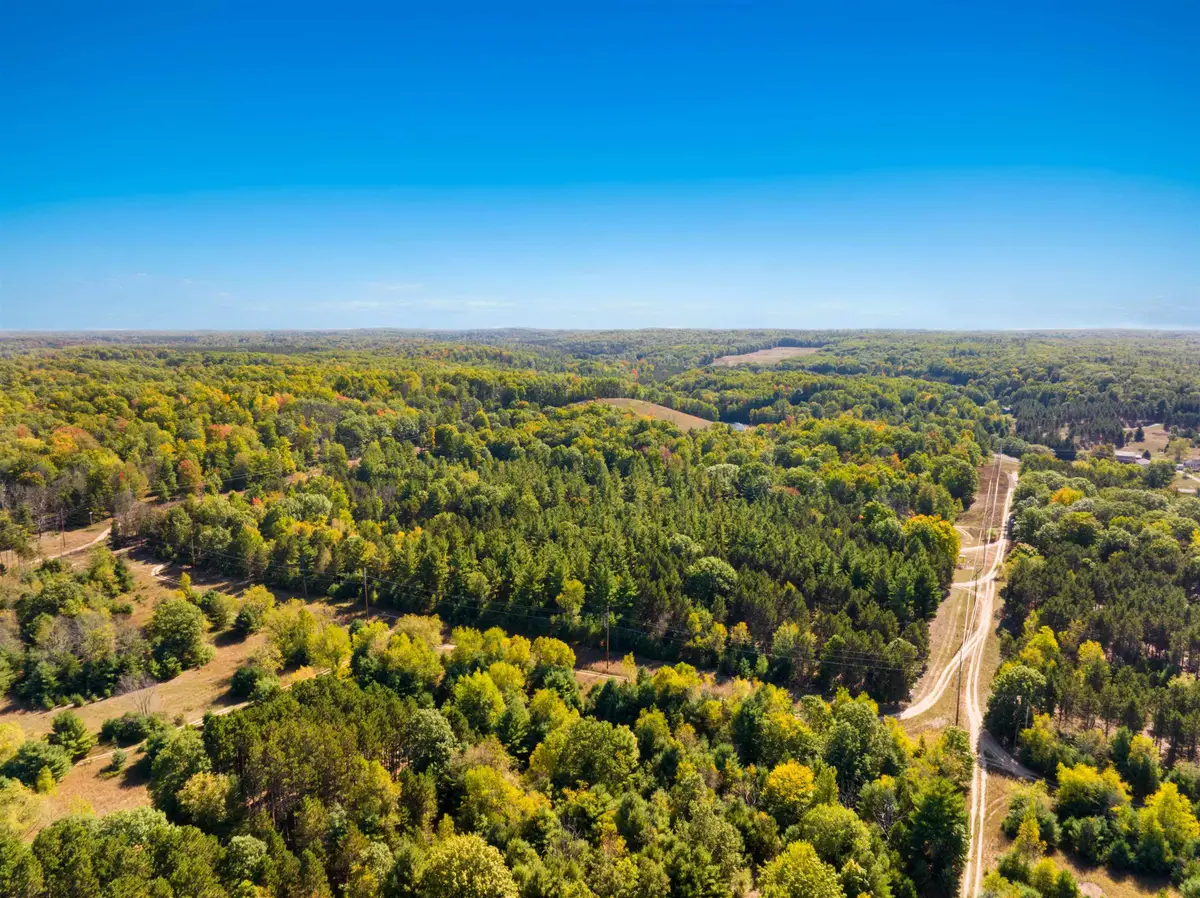 00 Bunker Hill RD, Williamsburg, MI 49690 - #1